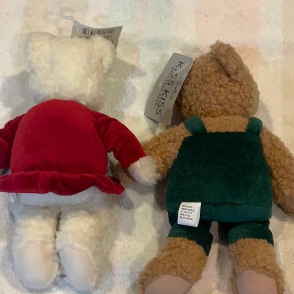 Hallmark kiss kiss mistletoe bears set with magnetic noses - Picture 3 of 5